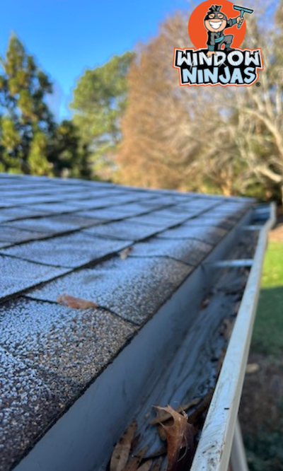 Can Gutters Freeze? Discover the Added Hazards of Clogged Gutters in Winter