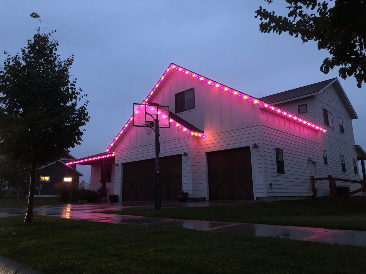 How To Install Holiday Lights On a Roof