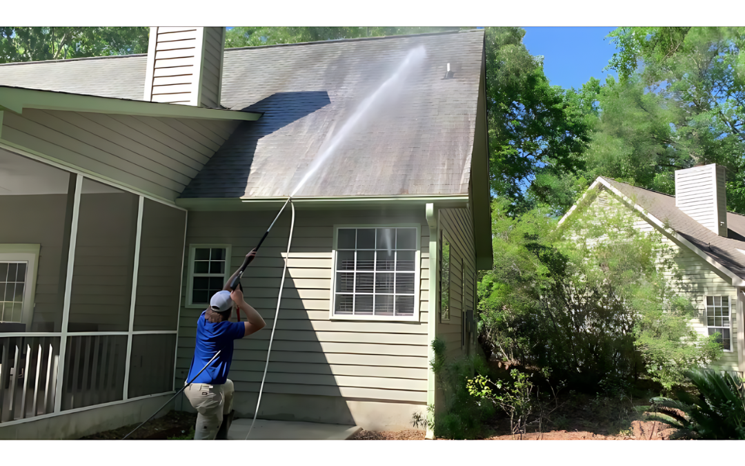 Why Soft-Washing is One of the Best Roof Cleaning Methods